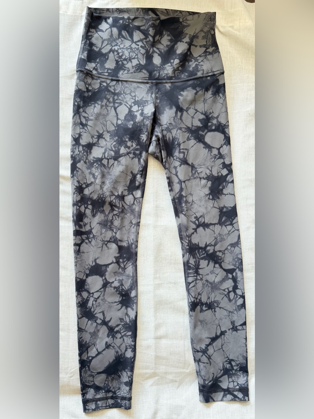 Lululemon Tie Dye Leggings Size 4 | High Rise Athletic Yoga Pants | Gray Black